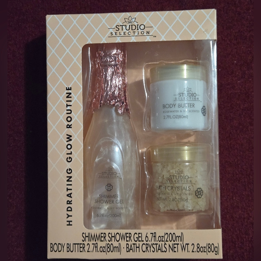 Hydrating Glow Routine Set - Gold and Cream